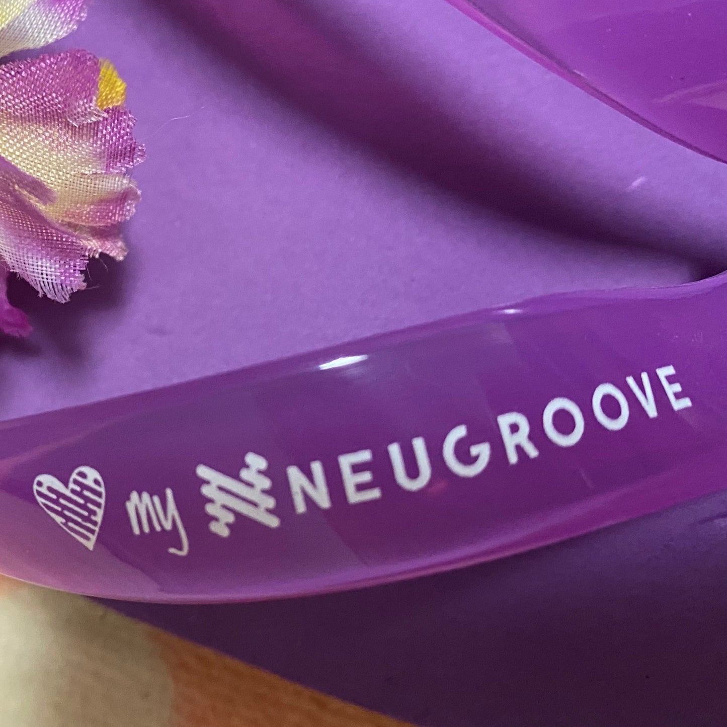 be thoughtful - Flip Flops